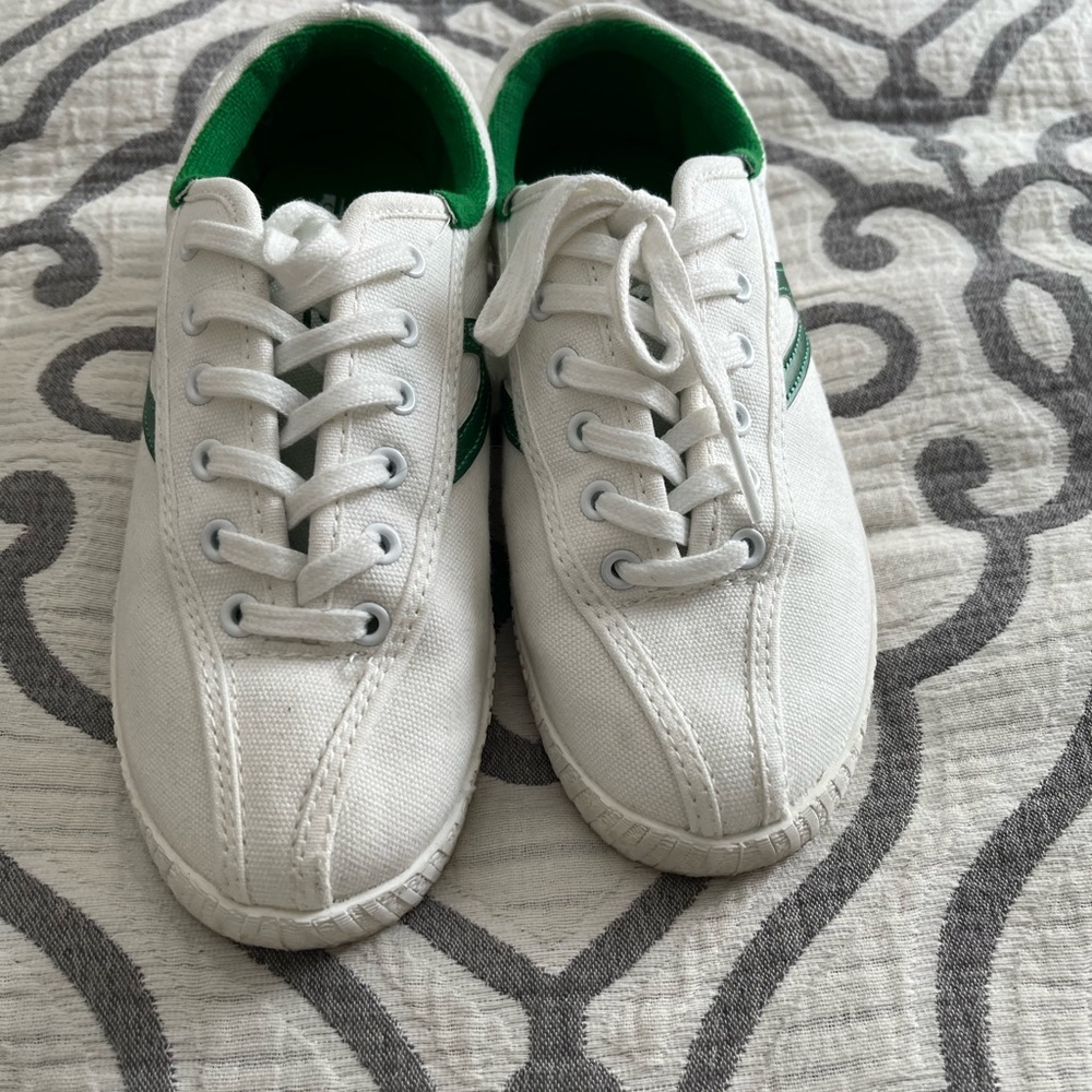 White and Green Canvas Lace-Up Women's Sneakers